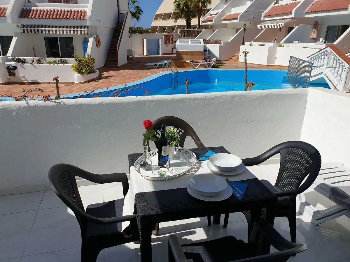 Casa Las Flores With Heated Pool, Only 490 Meters To The Beach, Balcony, Wifi Arona
