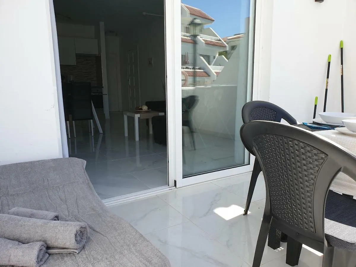 Casa Las Flores With Heated Pool, Only 490 Meters To The Beach, Balcony, Wifi Arona  Apartment